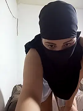 Snapshot of Sirinsx chatting on November 6, 2025, 10:54 pm Sirinsx online show from November 6, 2025, 10:54 pm