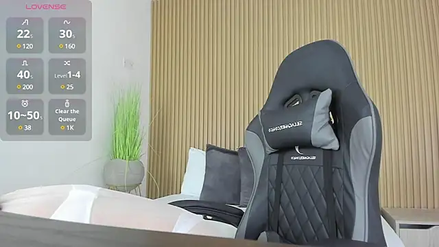 gipsela gomez online show from February 25, 2025, 7:36 pm