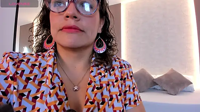 gipsela gomez online show from September 11, 2025, 7:36 pm