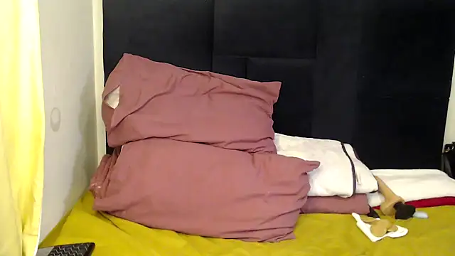 Busty-Londie online show from September 30, 2025, 6:02 pm