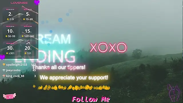 QueenYsuRey online show from October 22, 2025, 4:46 am