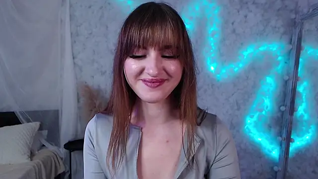 Snapshot of Oki_Vibes chatting on February 13, 2025, 12:32 pm Oki Vibes online show from February 13, 2025, 12:32 pm