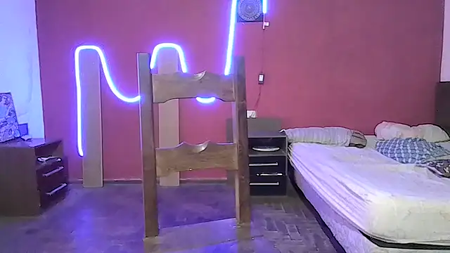 sweetbabyass online show from March 12, 2026, 12:50 am