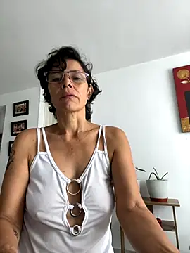 Snapshot of MireyaTorresGu chatting on October 2, 2025, 2:46 pm MireyaTorresGu online show from October 2, 2025, 2:46 pm