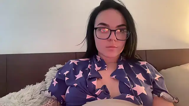 yorkshiregal online show from January 9, 2025, 3:34 pm