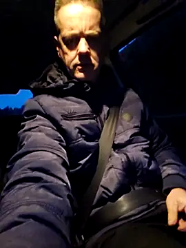 Hectorthyssen1 online show from November 20, 2025, 4:07 pm