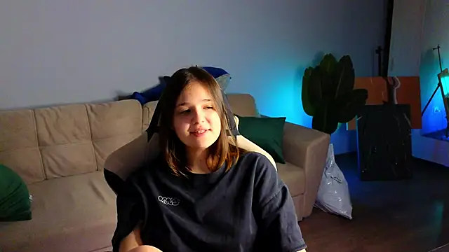 Snapshot of Leela_sun chatting on February 21, 2025, 2:06 pm Leela sun online show from February 21, 2025, 2:06 pm