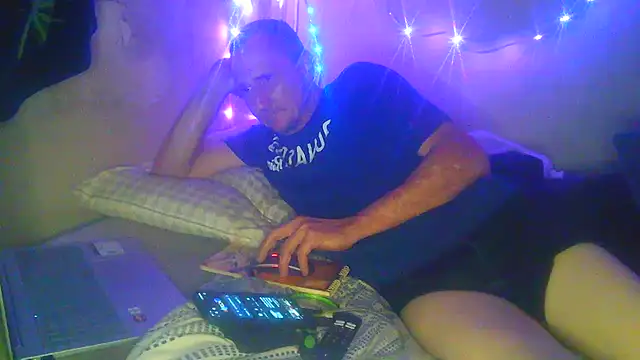 George48 online show from December 22, 2025, 5:37 am