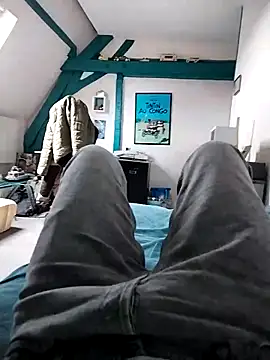 JulesG18 online show from February 28, 2026, 11:22 am