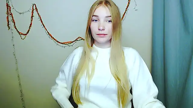 Queen ofLove online show from December 18, 2025, 8:59 pm