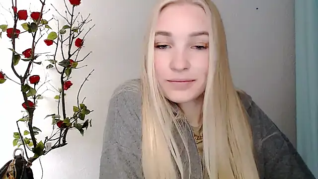 Queen ofLove online show from April 9, 2026, 12:32 pm