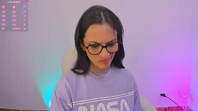 mariaan m  online show from December 14, 2024, 10:18 pm