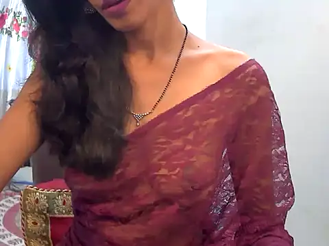 sexy janu25 online show from June 25, 2026, 5:23 am