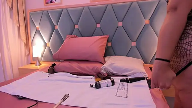 isabella walton online show from January 11, 2026, 11:37 am