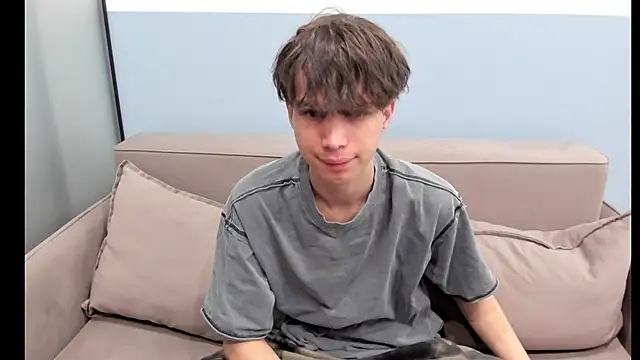 Snapshot of Im_Shine_Guy chatting on October 16, 2025, 1:50 am Im Shine Guy online show from October 16, 2025, 1:50 am