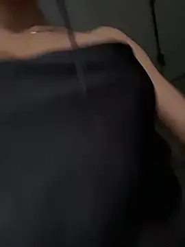 Snapshot of Lolitacooper chatting on February 22, 2025, 11:13 pm Lolitacooper online show from February 22, 2025, 11:13 pm