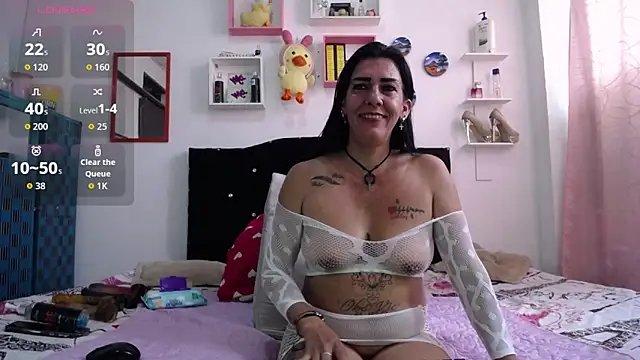 Snapshot of la_gatabk_ chatting on December 14, 2025, 6:34 pm la gatabk online show from December 14, 2025, 6:34 pm