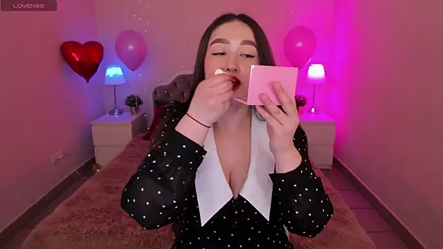 Snapshot of Aria_Blisss chatting on February 19, 2025, 10:53 pm Aria Blisss online show from February 19, 2025, 10:53 pm