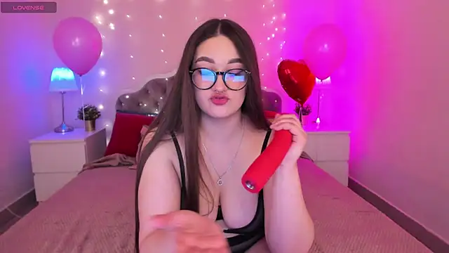 Snapshot of Aria_Blisss chatting on March 9, 2025, 7:23 am Aria Blisss online show from March 9, 2025, 7:23 am