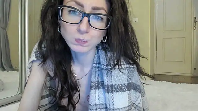 Snapshot of Baby_Jewel chatting on February 22, 2025, 2:19 pm Baby Jewel online show from February 22, 2025, 2:19 pm