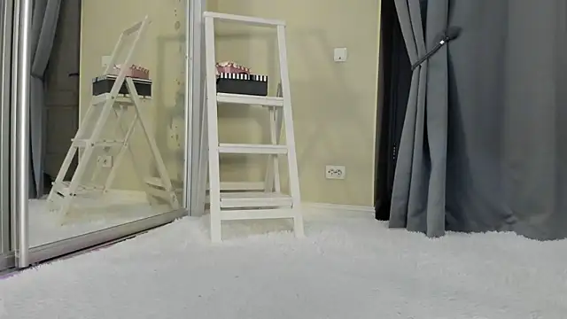 Snapshot of Baby_Jewel chatting on October 2, 2025, 10:11 am Baby Jewel online show from October 2, 2025, 10:11 am