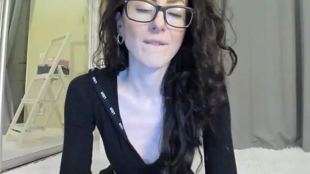 Snapshot of Baby_Jewel chatting on October 12, 2025, 10:14 am Baby Jewel online show from October 12, 2025, 10:14 am