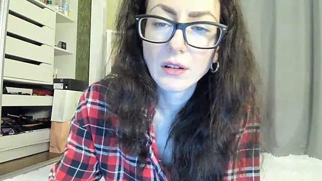 Snapshot of Baby_Jewel chatting on October 22, 2025, 10:15 am Baby Jewel online show from October 22, 2025, 10:15 am