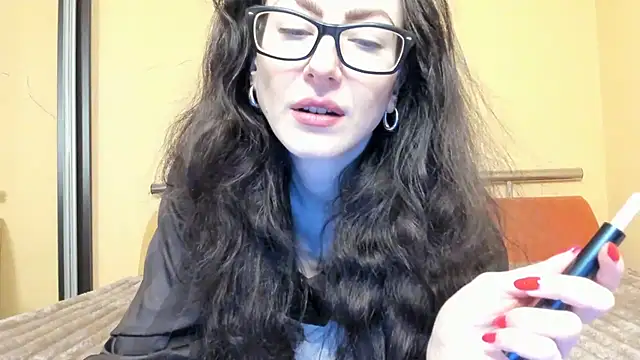 Baby Jewel online show from December 20, 2025, 12:01 pm