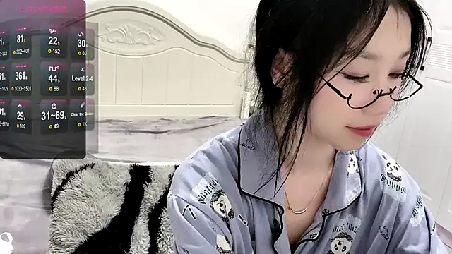 MMiao-66u online show from February 1, 2025, 9:08 pm