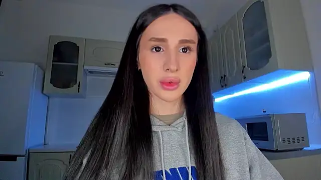 Kim Oberlin  online show from February 9, 2026, 3:27 pm