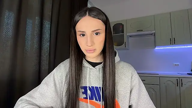 Kim Oberlin  online show from February 23, 2026, 1:08 pm