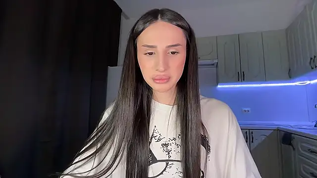 Kim Oberlin  online show from March 14, 2026, 4:12 pm