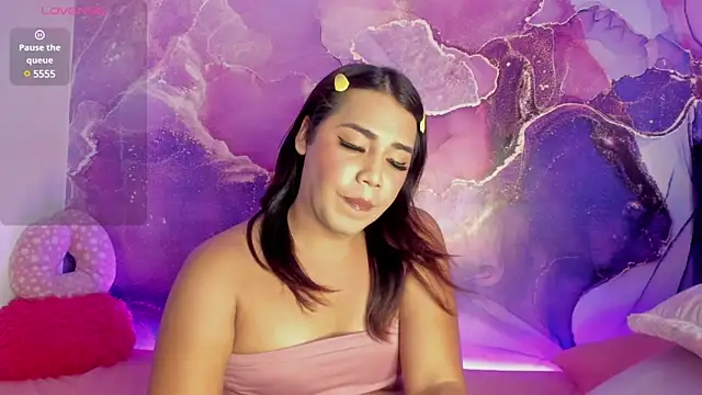 Snapshot of mishelbubblee chatting on February 3, 2025, 3:53 am mishelbubblee online show from February 3, 2025, 3:53 am