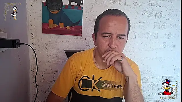 yazforeSolo online show from October 7, 2025, 2:03 pm