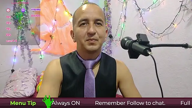 yazforeSolo online show from October 12, 2025, 2:16 pm