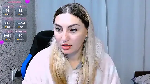 Snapshot of JaneLaJewel chatting on October 31, 2025, 9:16 pm JaneLaJewel online show from October 31, 2025, 9:16 pm