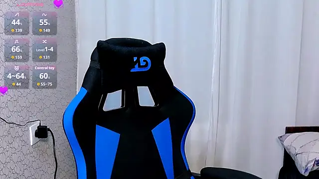 Snapshot of JaneLaJewel chatting on November 7, 2025, 2:50 pm JaneLaJewel online show from November 7, 2025, 2:50 pm