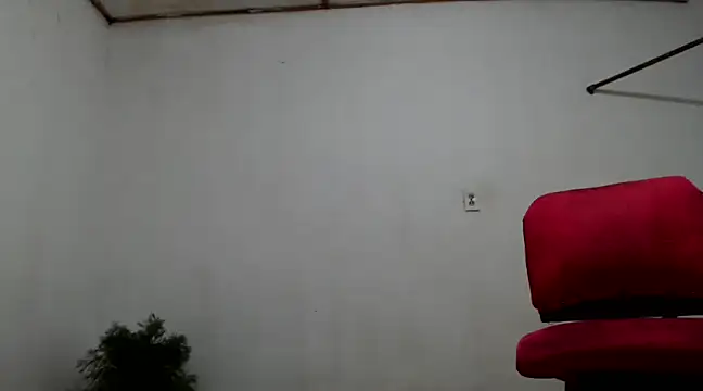 fernandez latinblackk online show from December 3, 2024, 2:47 am