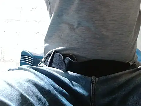 fernandez latinblackk online show from October 26, 2025, 1:55 am