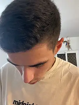 Snapshot of RicarBer chatting on February 16, 2026, 7:10 pm RicarBer online show from February 16, 2026, 7:10 pm