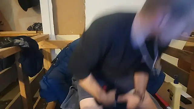 ScubaStevex online show from December 26, 2024, 8:18 am