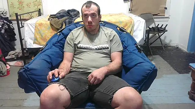 ScubaStevex online show from February 18, 2025, 1:10 am