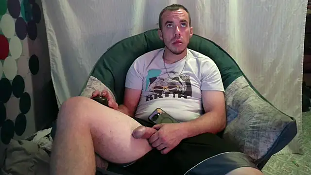 ScubaStevex online show from September 13, 2025, 1:44 pm