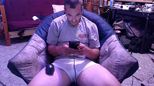 ScubaStevex online show from September 19, 2025, 7:32 am