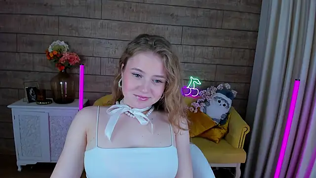 SelinSwarovski online show from January 28, 2025, 1:39 am