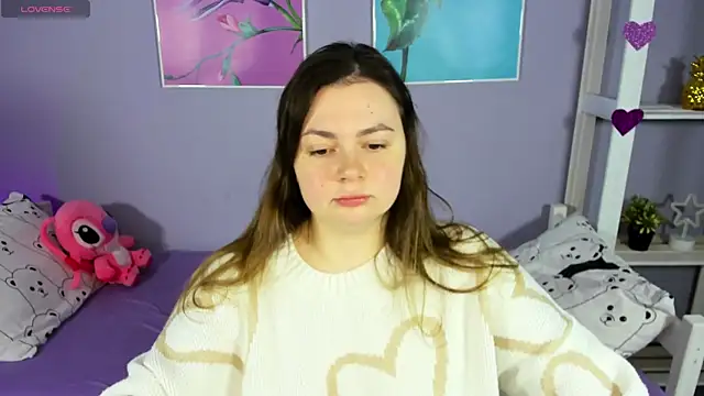 Snapshot of AlisaAnsom chatting on December 2, 2024, 8:09 am AlisaAnsom online show from December 2, 2024, 8:09 am