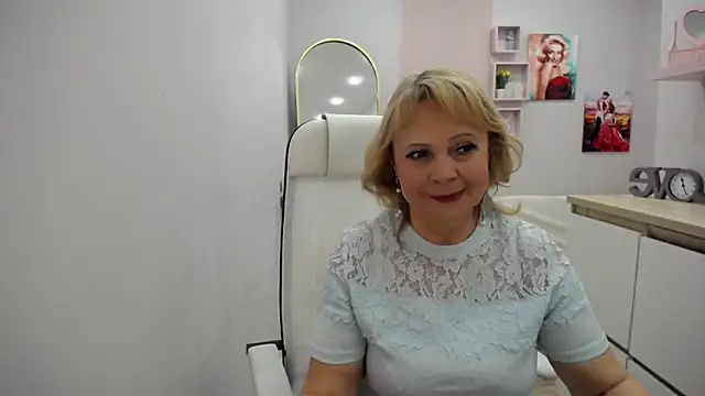 Snapshot of Milla_Cutie18 chatting on April 1, 2026, 5:08 am Milla Cutie18 online show from April 1, 2026, 5:08 am