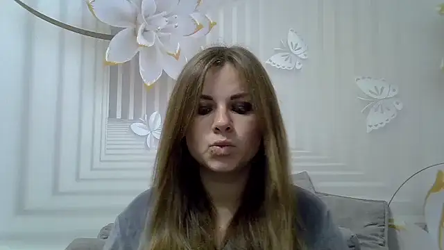 TinaFun4u online show from November 14, 2025, 8:18 pm