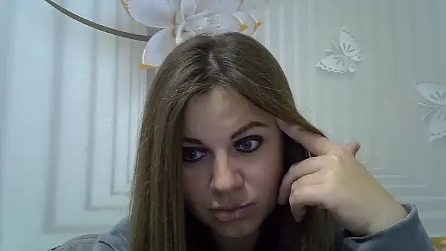 TinaFun4u online show from December 19, 2025, 8:38 pm