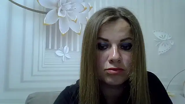 TinaFun4u online show from April 8, 2026, 8:09 pm